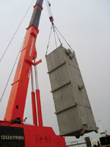 珠海天然氣液化項(xiàng)目冷箱、吸收塔設(shè)備安裝工程